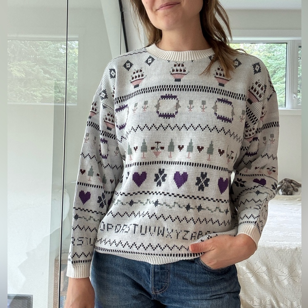 Vintage alphabet White and Purple Patterned Sweater teacher small - Picture 11 of 12